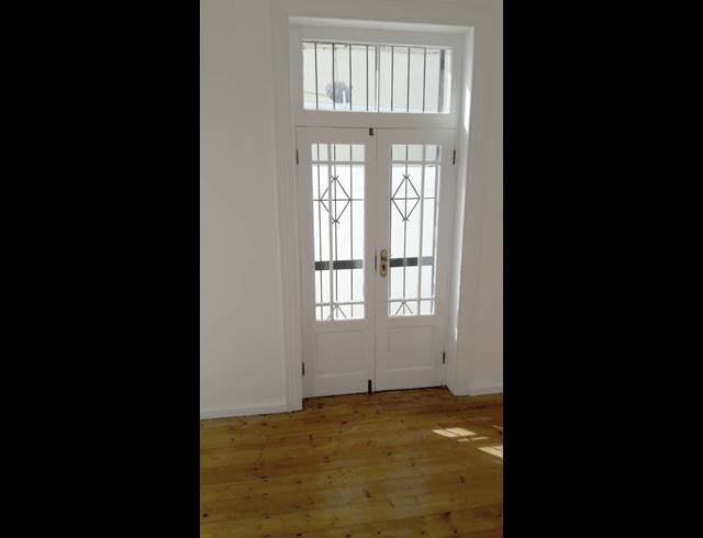 2 bed property to rent in OBSERVATORY